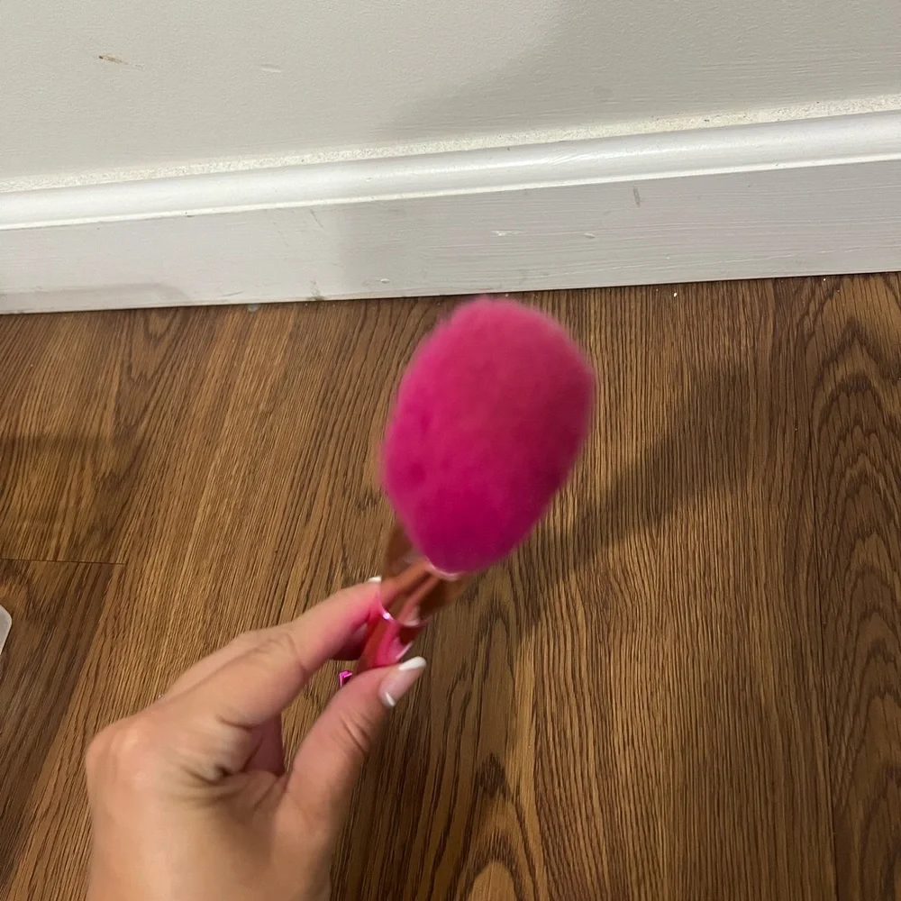 NEW Tarte Pink Fairy Dust Makeup Brush